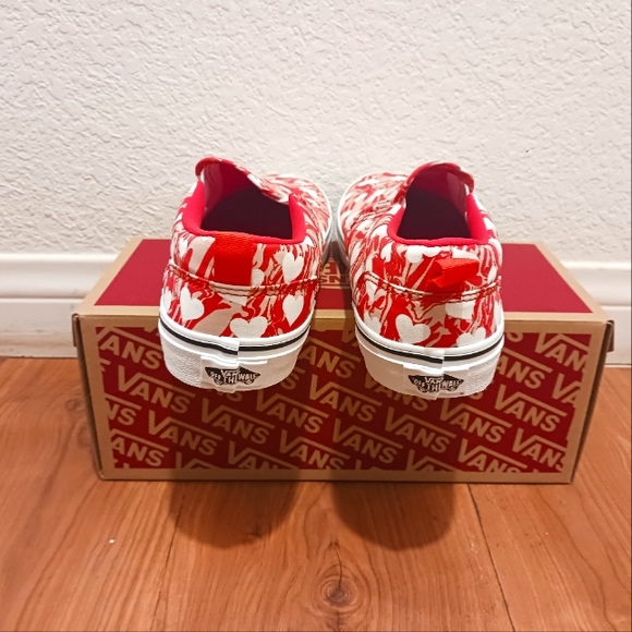 Vans - Picture 3 of 4